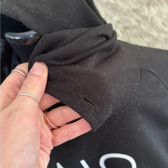 Crop top - Picture 4 of 6